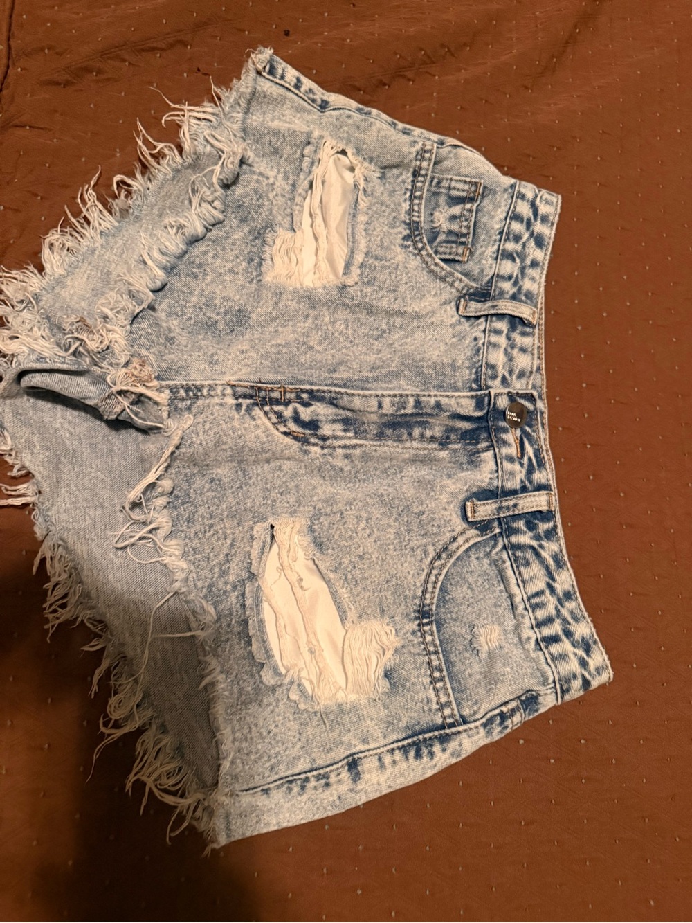 SHEIN Light Blue Acid Wash Distressed Denim Shorts